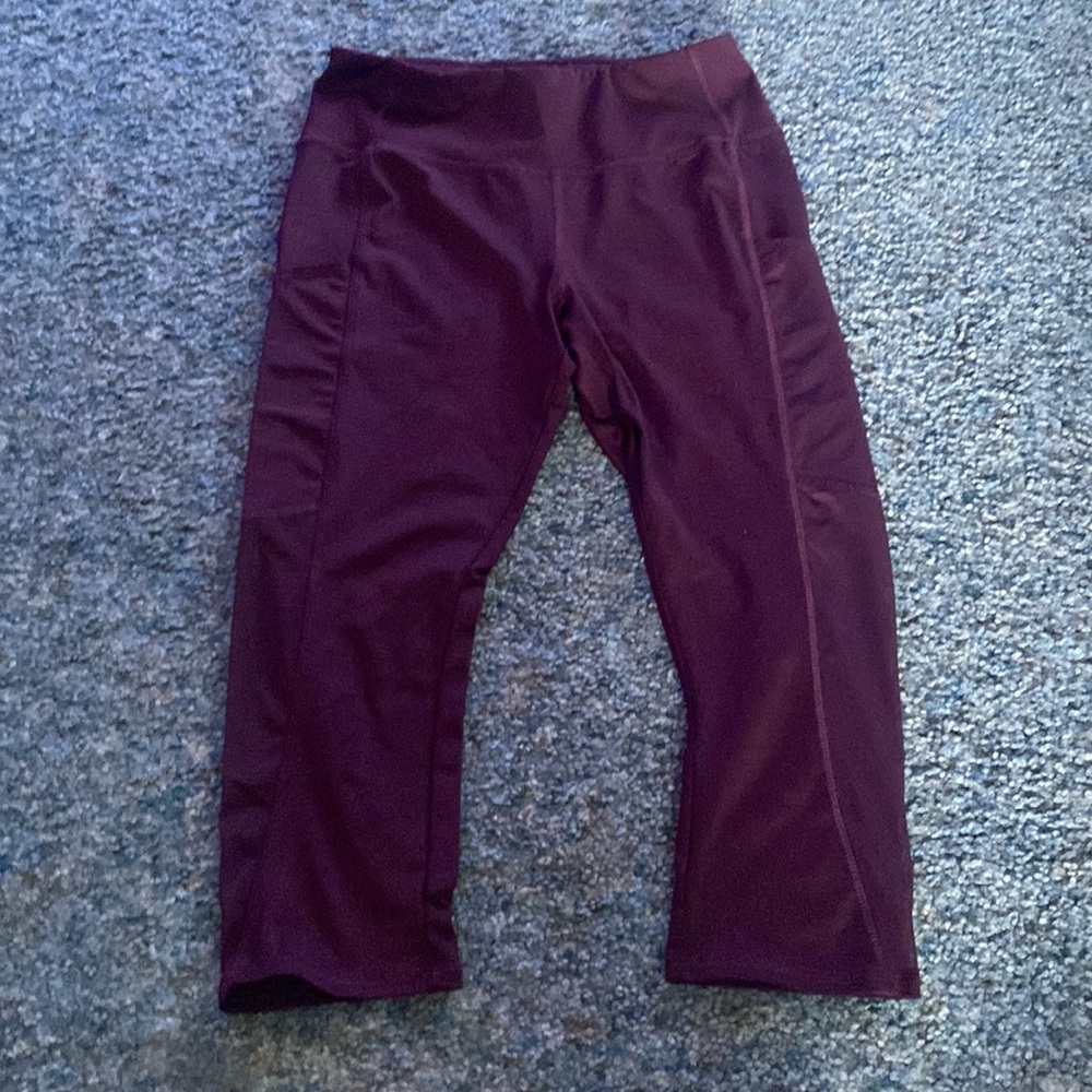 capri leggings w/ pockets